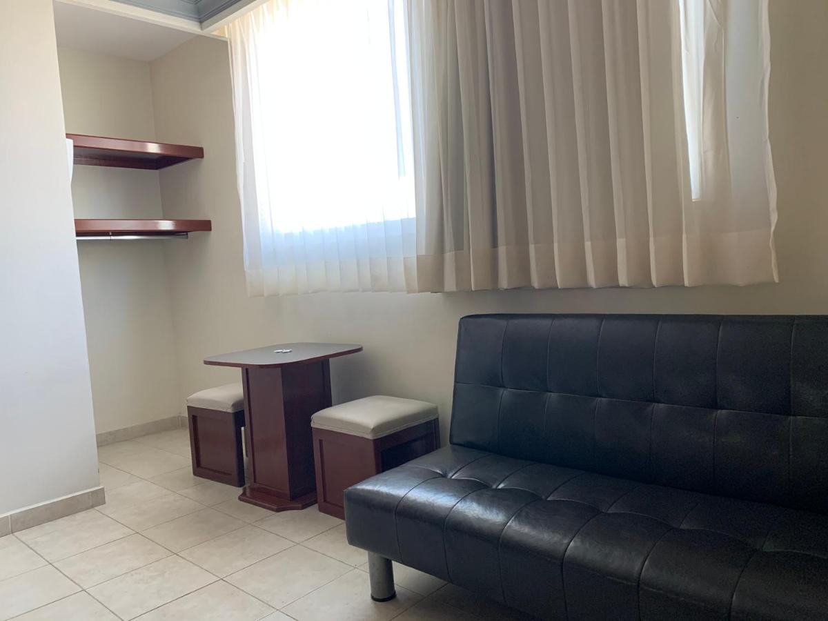 Motel Real Del Sur Moroleon Zewnętrze zdjęcie